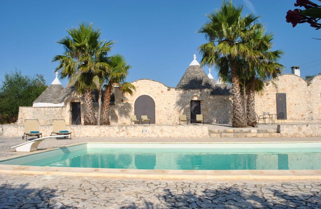 Tranquil family friendly Trullo With Own Pool And Close To The Adriatic