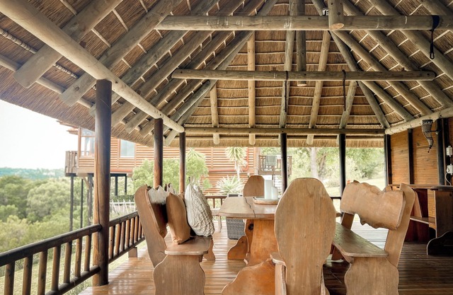 Tranquil forest retreat -Panoramicmountain views