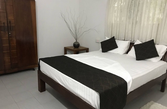 Tranquil Homestay Wadduwa is your second home to relax and enjoy the beach