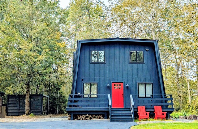 Tranquil Luxe Stay, HotTub, Family Fun, Fall Colors