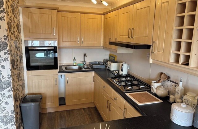 Tranquil Tyr Wennol Cottage, Llanrhystud