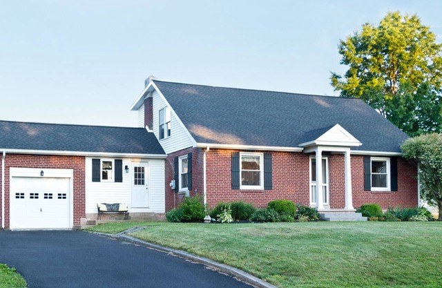 Translators Cottage: Family-friendly Stay in Lancaster County