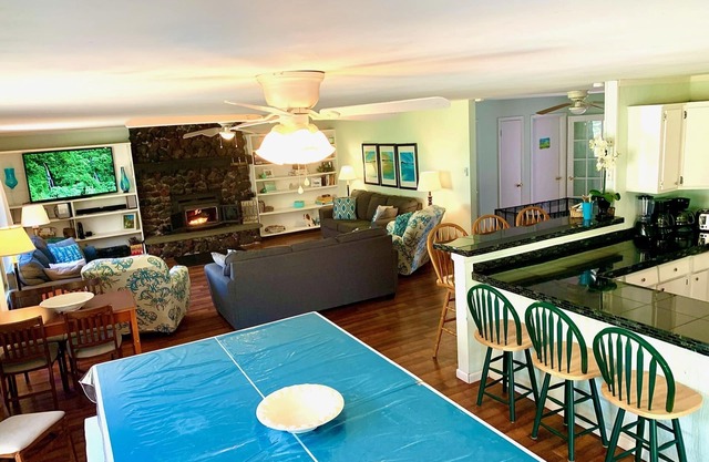 Treasure Lake Vacation Rental (Sleeps 16!)