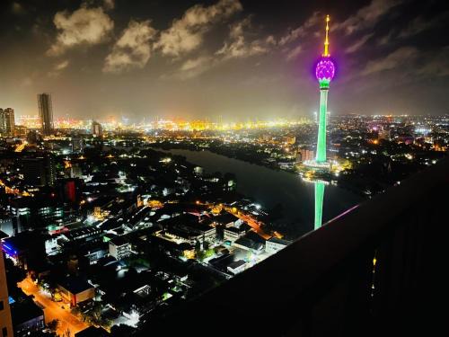 Trizen City and Port View Luxury Apartment at 40th Floor