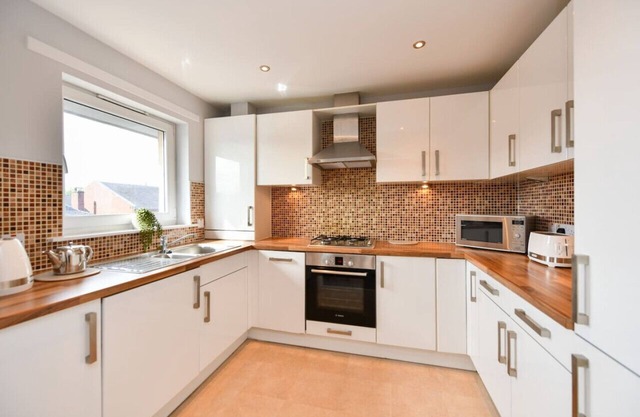 Troon Executive Apartment