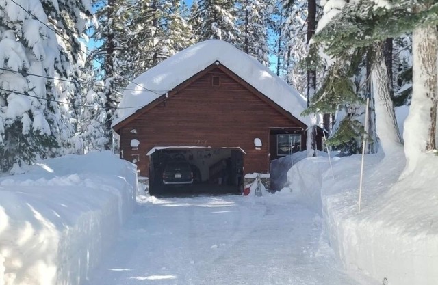 Truckee Cabin on Tahoe Donner Golf Course