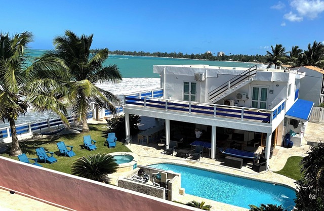 True Beachfront Stay in Luquillo, Hear the Waves – Steps to Food & Fun