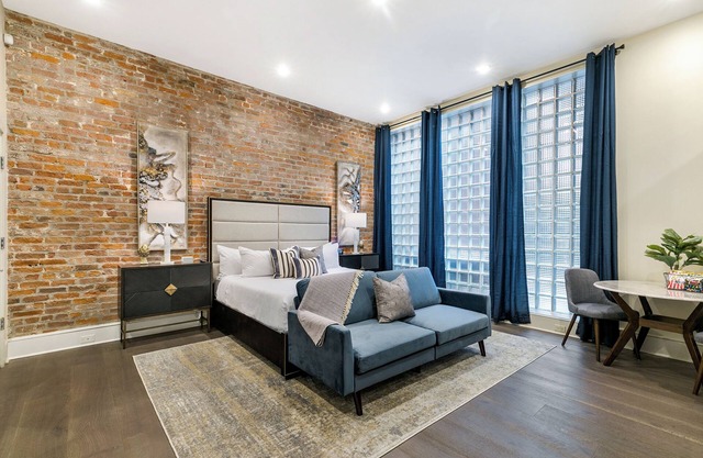 🎺TRUE SOUTHERN ELEGANCE STEPS FROM IT ALL! 🎺 | The Beignet