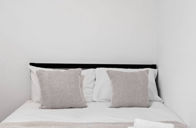 TTSA - Studio - Sleeps 4 - Norwood Junction - A1