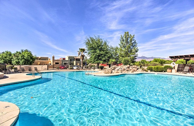 Tubac Townhome w/Community Perks: 3 Mi to Golf!