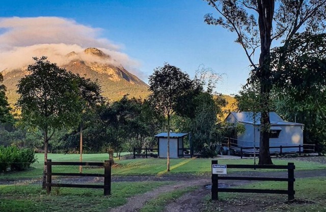 Tuckeroo Cottages - Blue Wren Cottage