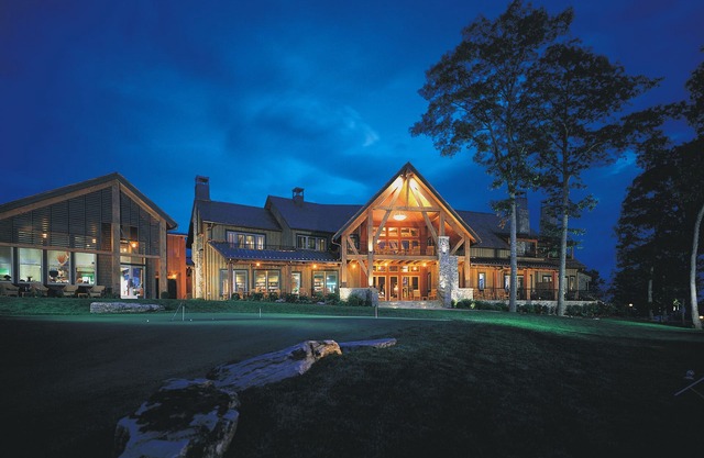Tulip Poplar Suite- Private Club Access
