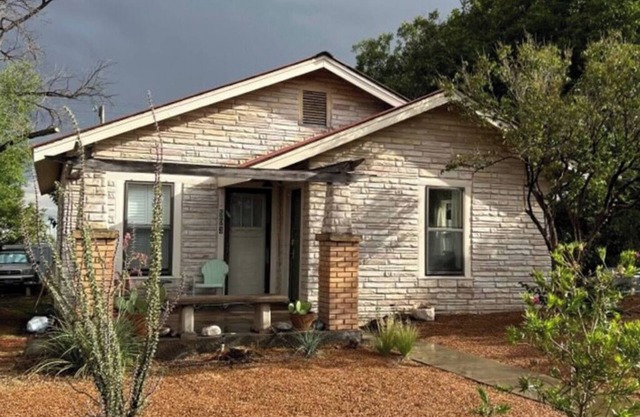 Tumble West Marfa - Charming & Comfortable 2-Bed, 2-Bath