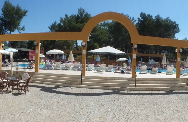 Tuntas Family Suites Kusadasi