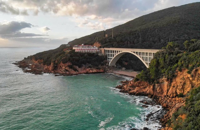 [Tuscany&sea] Sele's house, from the forest to the sea of Tuscany