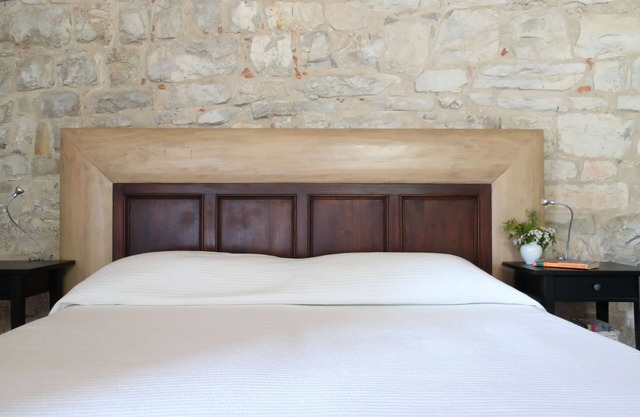 Tuscany studio, vineyard views and Florence 30 minutes