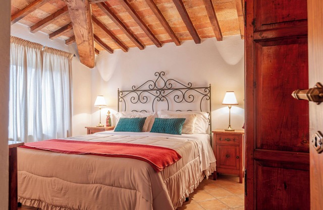 TUSCANY TO LOVE