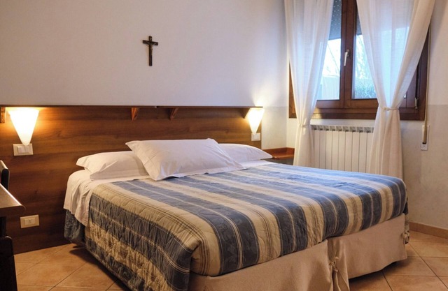 Twin or double room in a lovely B&B in Porto Viro