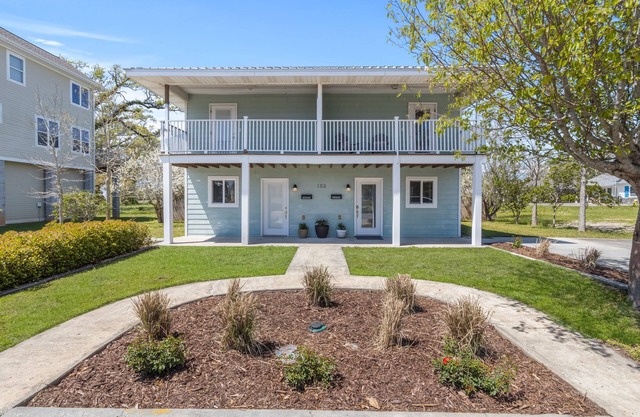 Twin Palms dual townhome at Gulfport Beach