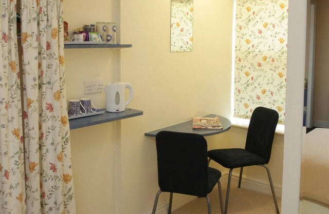 Twin room at Little Bullocks Farm