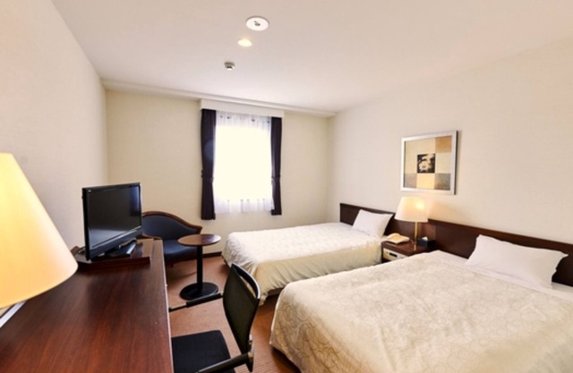 Twin room Nonsmoking vs | Without meals 1 m/Nagano Nagano