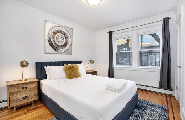 TwinCity 2 BR/1 BA Apt - Minutes To NYC! (3)