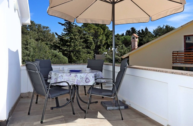 Two bedroom apartment with terrace and sea view Suha Punta, Rab (A-17239-b)