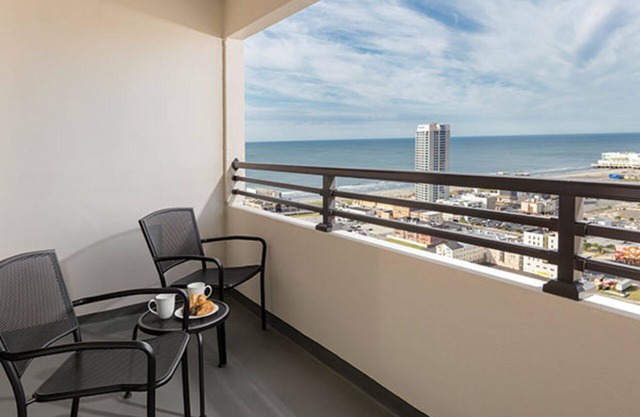 Two Bedroom Deluxe, Luxury Condo, Atlantic City, NJ 2730150