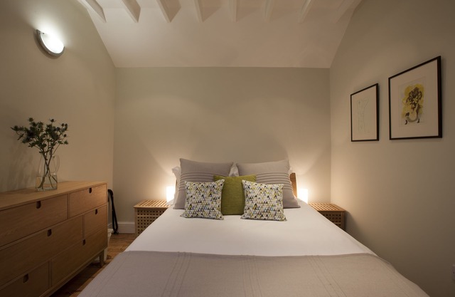 Two bedroom self-catering cottage in Pewsey Village