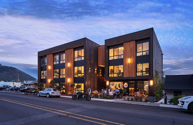 Two-bedroom suite-located downtown White Salmon, suite 4