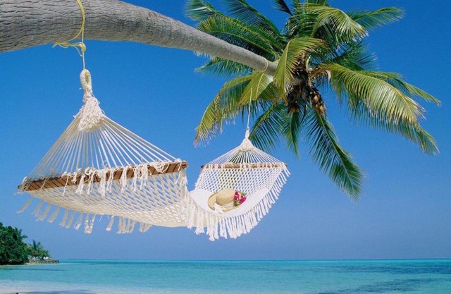 TWO Bedroom TWO Bath Family Condo - Sleeps Four - Unit B - Private Beach