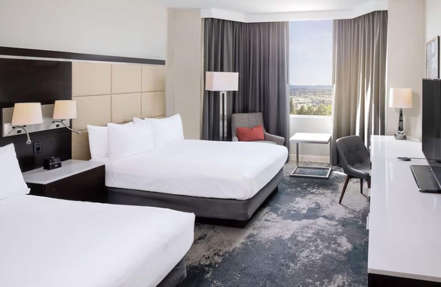 Two Double Water View Room at Grand Bay San Francisco Hotel, Pool
