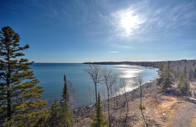 Two Harbors Lakefront 2BR | Pool, Hot Tub & Sauna | Pet Friendly | EV Charger