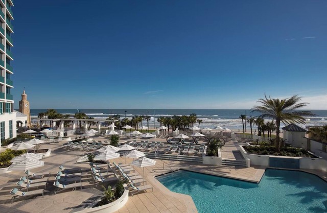 Two Pet-friendly Accommodations Near Daytona Beach, with Outdoor Swimming Pool!
