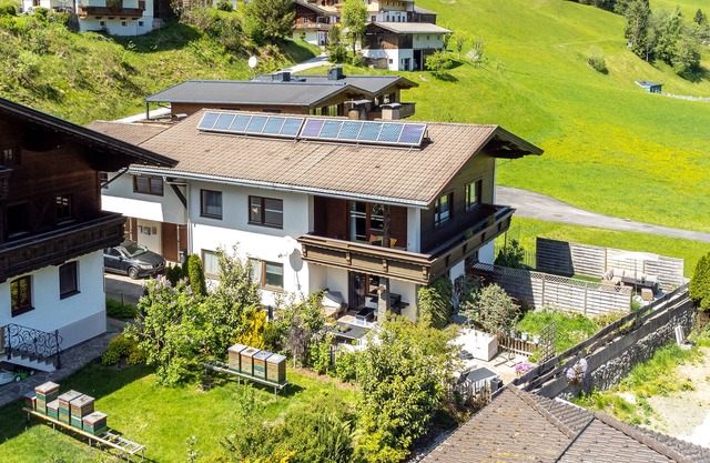 Two private holiday apartments for tour groups