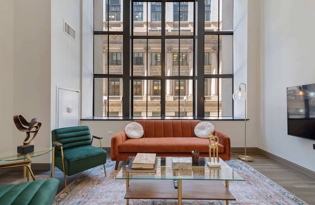 Two Units: Seamless Stay, Downtown Convenience