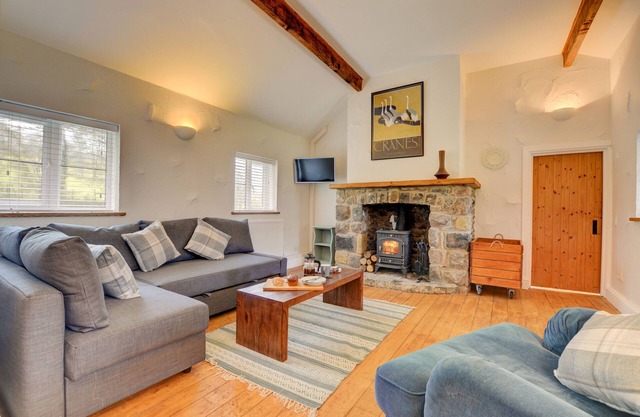 Ty Rowan - Three Bedroom House, Sleeps 5
