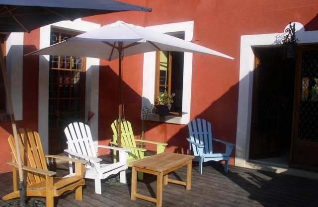 Typical Burgundy character house with pool up to 20 people