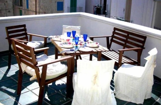 typical house in Monopoli