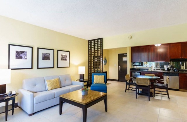 U402 Shore Thing - WATERVIEW BALCONY, LARGE FLOORPLAN, LITTLE HARBOR RESORT