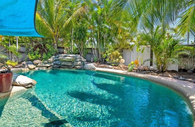 Ultimate heaven of comfort and relaxation. Entire house, large private pool.