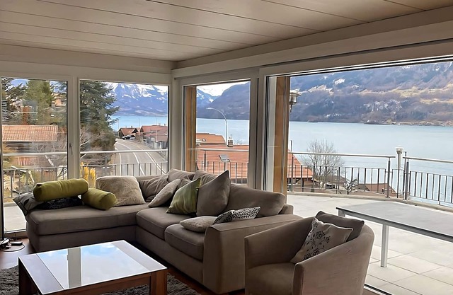 Ultra Luxurious House Lake view