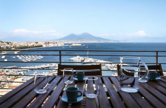 Una terrazza sul Golfo di Napoli by Wonderful Italy