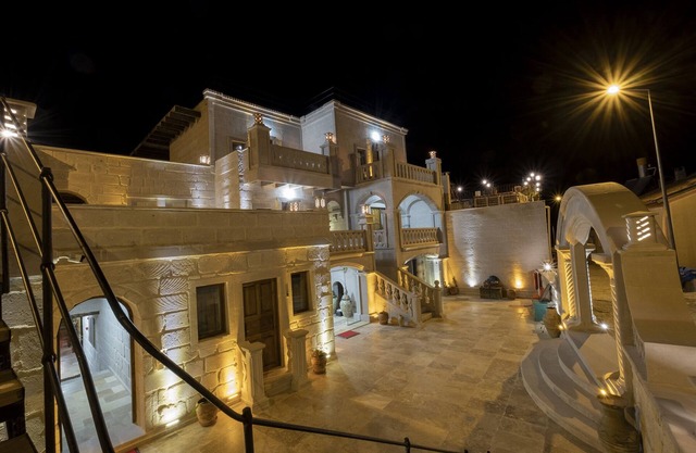 Underground Cave Suites