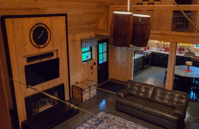 Unique 3 bedroom barn with a fireplace and pond