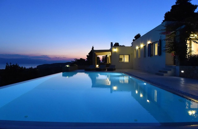 Unique location and stunning views. High standard with large pool