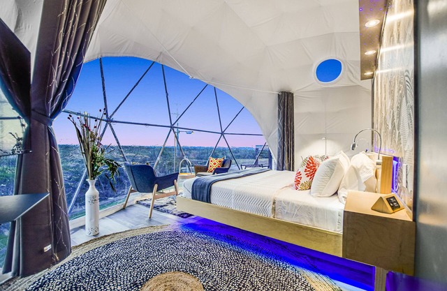 Unique & Plush Eco-Glamping Resort in TX Hill country!