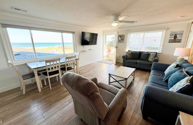 UNIT #1 Crystal Shores, Ocean/Beach Front Apartment
