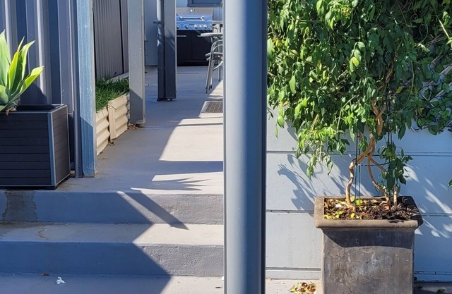 UNIT 3 .PET-FRIENDLY .OPPOSITE WATER.GARAGE PARKING.LOWER LEVEL.