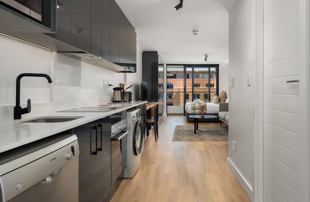 Unit 630 Newlands Peak Studio Apartment